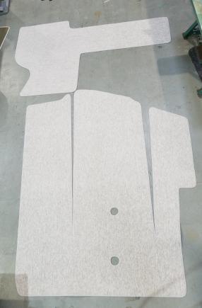 1999-2000 Cruisers Yachts 3375 Snap in Boat Carpet - Matworks