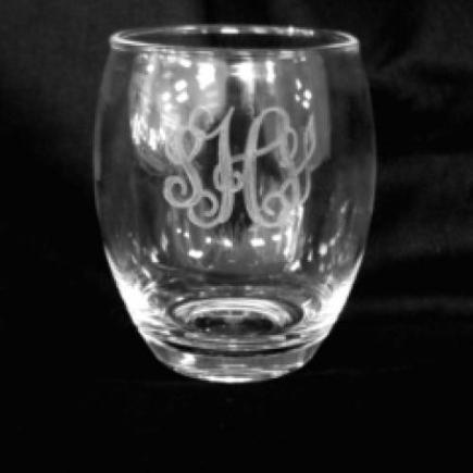 https://matworks.com/cdn/shop/products/strahl-engraved-acrylic-wine-glass-stemless-matworks-ltd-premium-custom-boarding-mats-and-snap-in-boat-carpet-9_435x435.jpg?v=1675661411